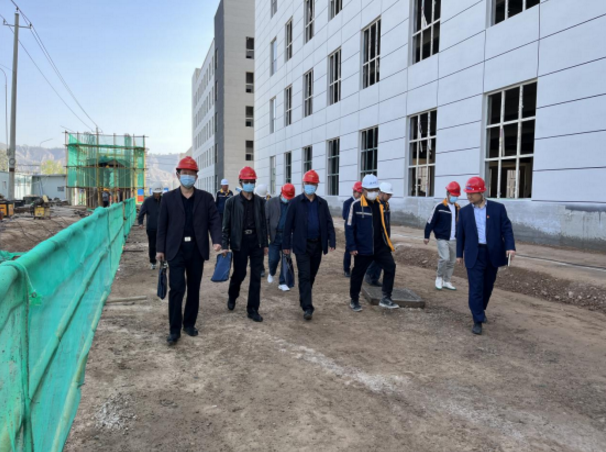 市建设工程服务中心督查15vip太阳集团官网在建项目安全生产工作(图2)