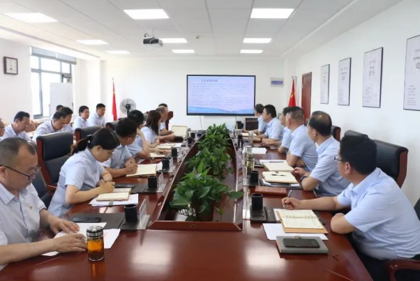 15vip太阳集团官网召开党委理论中心组集体学习会议(图2)